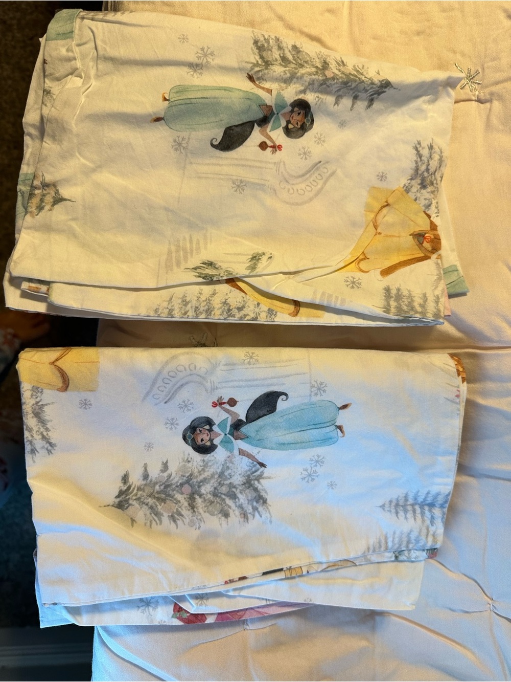 Disney Princess Cotton Pillowcase and sheet in White with Pastel Blue and Yellow